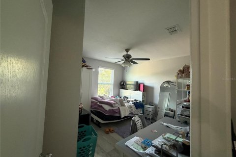 House in Kissimmee, Florida 5 bedrooms, 248.42 sq.m. № 2228039 - photo 7