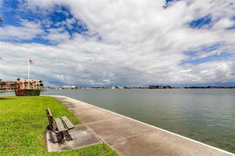 Condominio en venta en South Pasadena, Florida, 2 dormitorios, 97.55 m2 № 1686499 - foto 6