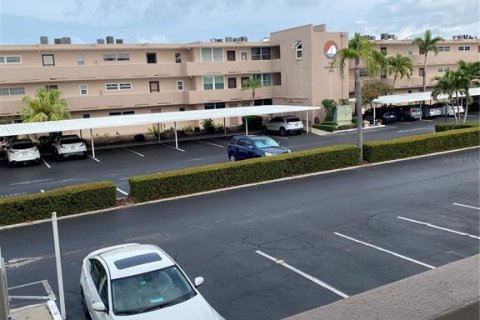 Condominio en venta en South Pasadena, Florida, 2 dormitorios, 97.55 m2 № 1686499 - foto 5
