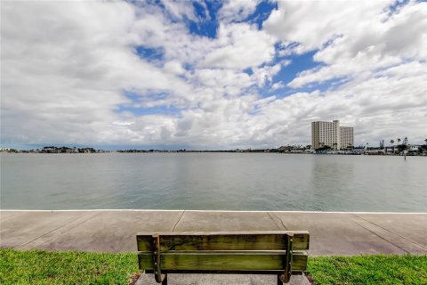 Condominio en venta en South Pasadena, Florida, 2 dormitorios, 97.55 m2 № 1686499 - foto 10