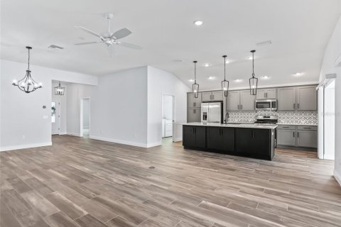 Casa en venta en The Villages, Florida, 3 dormitorios, 176.61 m2 № 2226495 - foto 16