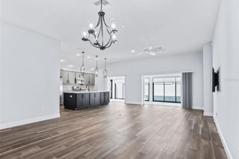 Casa en venta en The Villages, Florida, 3 dormitorios, 176.61 m2 № 2226495 - foto 11