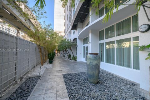 Copropriété à vendre à Miami, Floride: 1 chambre, 63.64 m2 № 1998999 - photo 21