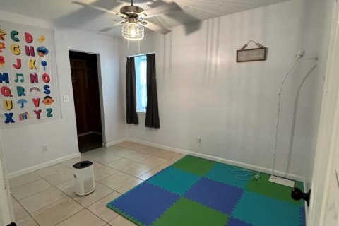Casa en venta en Port St. Lucie, Florida, 2 dormitorios, 83.24 m2 № 2171390 - foto 10