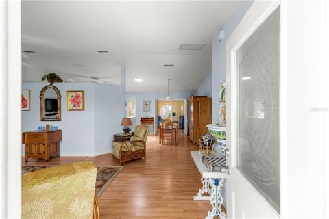 Casa en venta en Ocala, Florida, 3 dormitorios, 128.58 m2 № 2204759 - foto 3