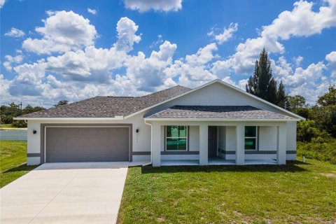 House in Lehigh Acres, Florida 3 bedrooms, 129.41 sq.m. № 2231442