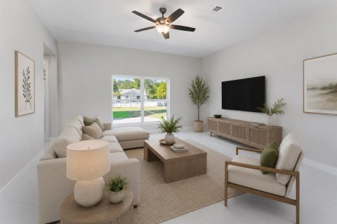 House in Lehigh Acres, Florida 3 bedrooms, 129.41 sq.m. № 2231442 - photo 8