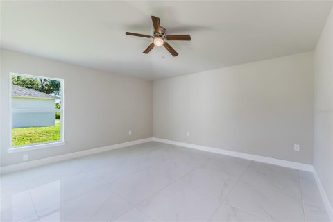 House in Lehigh Acres, Florida 3 bedrooms, 129.41 sq.m. № 2231442 - photo 19