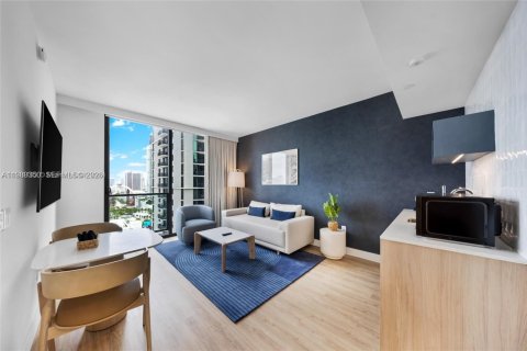 Купить кондоминиум в Майами, Флорида 2 спальни, № 2051660 - фото 6