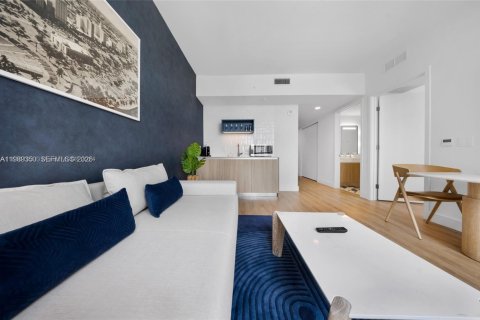 Купить кондоминиум в Майами, Флорида 2 спальни, № 2051660 - фото 13