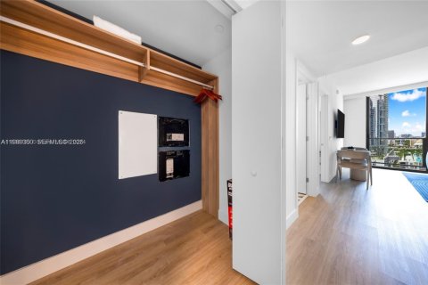 Купить кондоминиум в Майами, Флорида 2 спальни, № 2051660 - фото 16