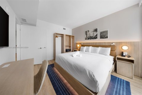 Кондоминиум с 2 спальнями в Майами, Флорида № 2051660