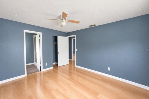 Villa ou maison à louer à Kissimmee, Floride: 3 chambres, 101.45 m2 № 2418725 - photo 15