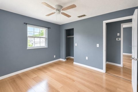 Villa ou maison à louer à Kissimmee, Floride: 3 chambres, 101.45 m2 № 2418725 - photo 13