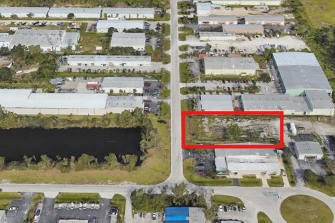 Terreno en venta en Cape Coral, Florida № 1802195 - foto 4