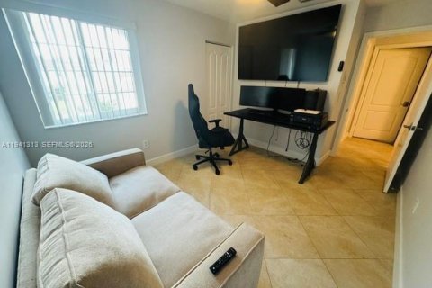 Casa en alquiler en Doral, Florida, 4 dormitorios, 203.08 m2 № 1998563 - foto 15