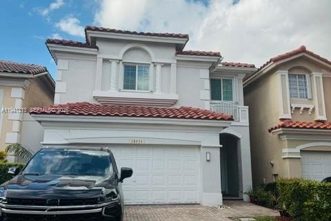 Casa en Doral, Florida 4 dormitorios, 203.08 m2 № 1998563