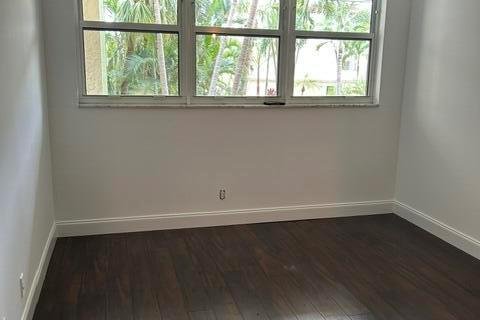 Condo in Fort Lauderdale, Florida, 1 bedroom  № 2336365 - photo 11
