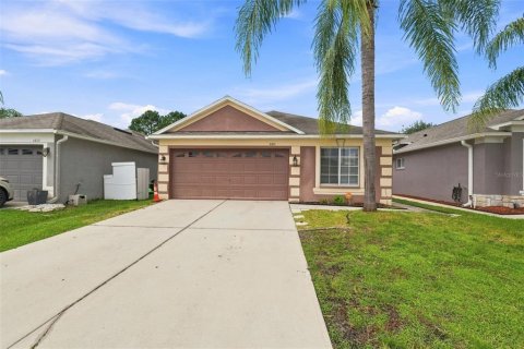 House in Wesley Chapel, Florida 3 bedrooms, 123.84 sq.m. № 2341874 - photo 2