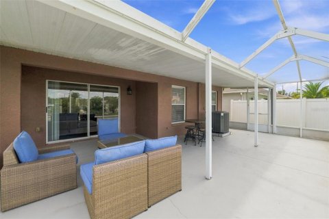 House in Wesley Chapel, Florida 3 bedrooms, 123.84 sq.m. № 2341874 - photo 21