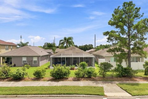 House in Wesley Chapel, Florida 3 bedrooms, 123.84 sq.m. № 2341874 - photo 23