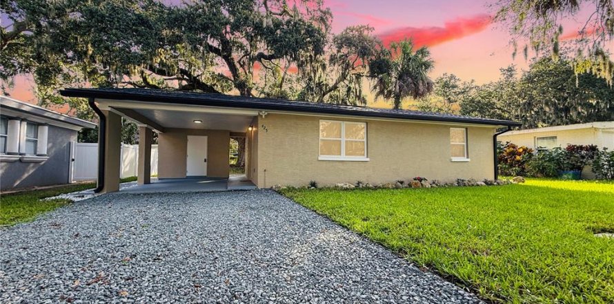 House in Daytona Beach, Florida 2 bedrooms, 69.49 sq.m. № 1908547