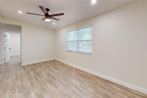 House in Daytona Beach, Florida 2 bedrooms, 69.49 sq.m. № 1908547 - photo 30