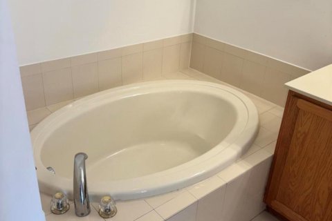 Condominio en alquiler en Stuart, Florida, 3 dormitorios, 157.93 m2 № 2083445 - foto 16