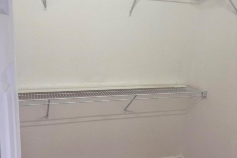 Condominio en alquiler en Stuart, Florida, 3 dormitorios, 157.93 m2 № 2083445 - foto 13
