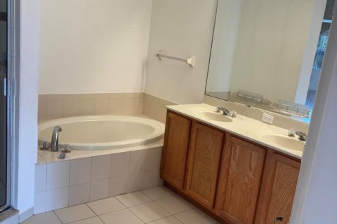 Condominio en alquiler en Stuart, Florida, 3 dormitorios, 157.93 m2 № 2083445 - foto 14
