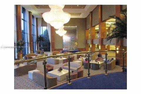 Condominio en alquiler en Pembroke Pines, Florida, 2 dormitorios, 95.88 m2 № 1877810 - foto 19