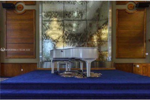 Condominio en alquiler en Pembroke Pines, Florida, 2 dormitorios, 95.88 m2 № 1877810 - foto 20