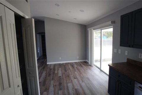 Villa ou maison à vendre à North Port, Floride: 3 chambres, 116.69 m2 № 2096667 - photo 5