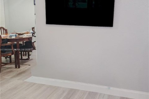 Купить кондоминиум в Майами, Флорида 1 спальня, 58.71м2, № 2024452 - фото 4