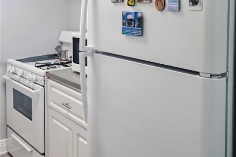 Купить кондоминиум в Майами, Флорида 1 спальня, 58.71м2, № 2024452 - фото 9