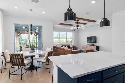 Villa ou maison à vendre à Ormond Beach, Floride: 4 chambres, 171.87 m2 № 2152201 - photo 5