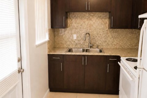 Apartment in Hollywood, Florida 1 bedroom, 66.89 sq.m. № 2168590 - photo 6