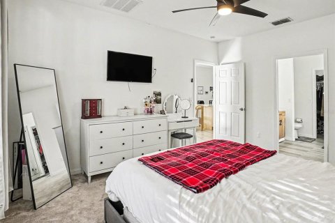 Casa en venta en Orlando, Florida, 3 dormitorios, 144.93 m2 № 2108500 - foto 14