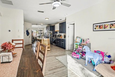 Casa en venta en Orlando, Florida, 3 dormitorios, 144.93 m2 № 2108500 - foto 11