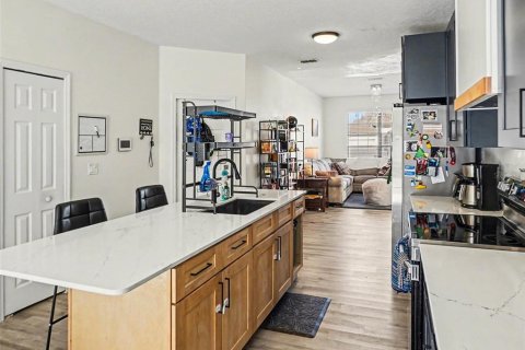 Casa en venta en Orlando, Florida, 3 dormitorios, 144.93 m2 № 2108500 - foto 7