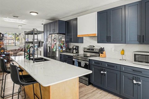 Casa en venta en Orlando, Florida, 3 dormitorios, 144.93 m2 № 2108500 - foto 8