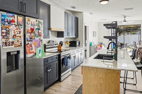 Casa en venta en Orlando, Florida, 3 dormitorios, 144.93 m2 № 2108500 - foto 6