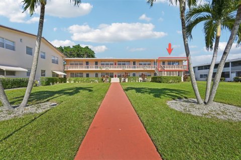 Condo in West Palm Beach, Florida, 1 bedroom  № 1970249 - photo 26