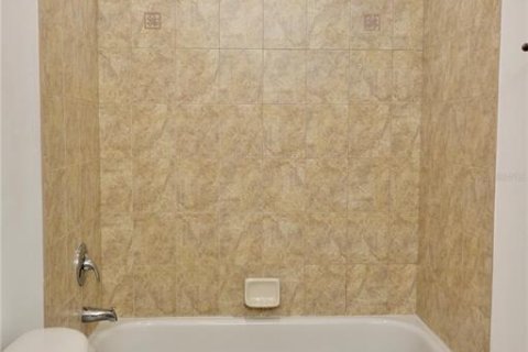 Copropriété à louer à Port Charlotte, Floride: 3 chambres, 170.1 m2 № 811604 - photo 13