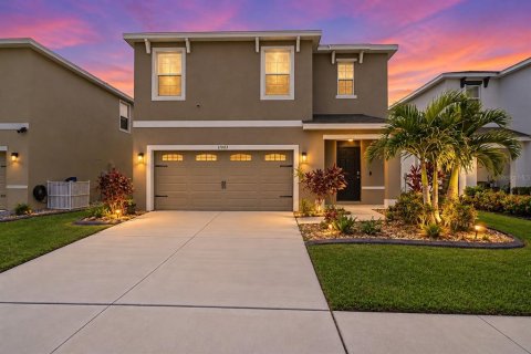 House in Wimauma, Florida 5 bedrooms, 234.3 sq.m. № 2416656