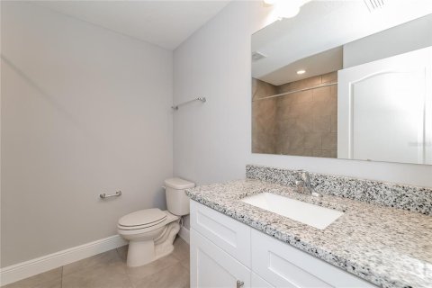 House in Kissimmee, Florida 4 bedrooms, 152.36 sq.m. № 2107881 - photo 11