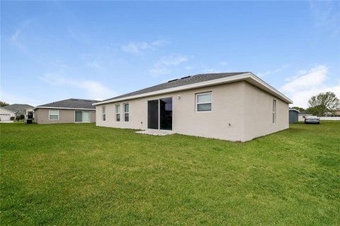 House in Kissimmee, Florida 4 bedrooms, 152.36 sq.m. № 2107881 - photo 15