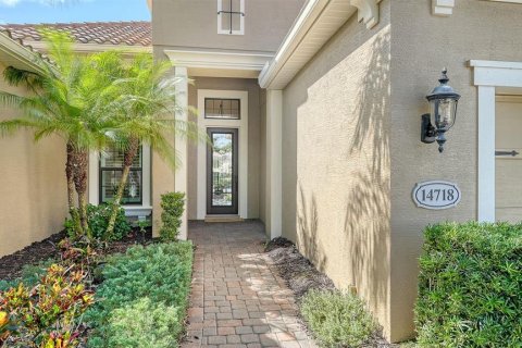 Villa ou maison à vendre à Lakewood Ranch, Floride: 3 chambres, 218.51 m2 № 2428654 - photo 8