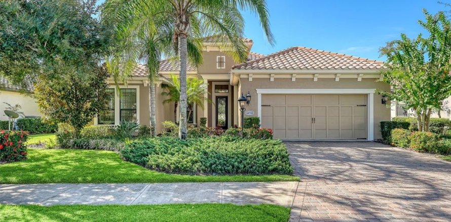 Villa ou maison à Lakewood Ranch, Floride 3 chambres, 218.51 m2 № 2428654