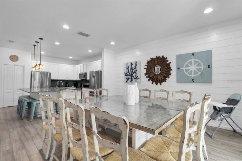 Casa en venta en Davenport, Florida, 10 dormitorios, 391.95 m2 № 2204742 - foto 7